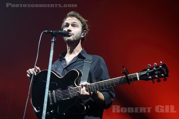 EDITORS - 2022-10-15 - PARIS - Olympia - Thomas Michael Henry Smith